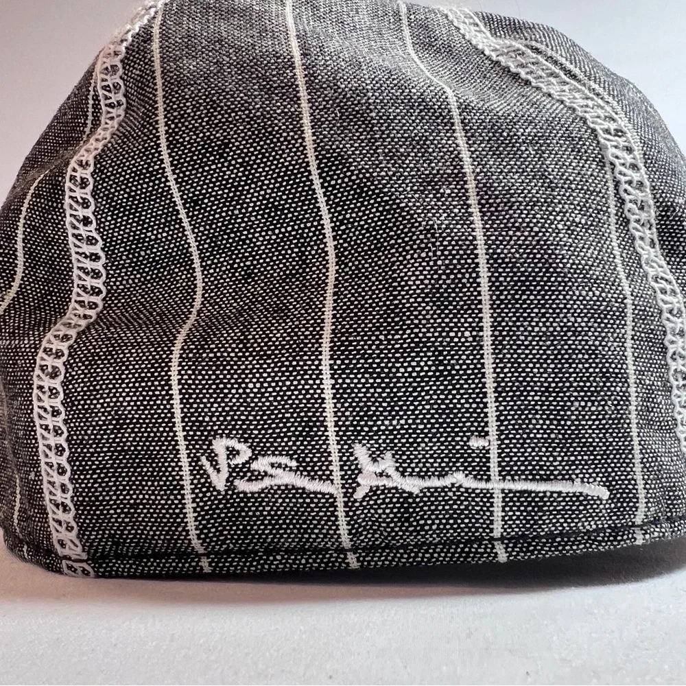 Peter Grimm Grey Flat Cap Size S/M